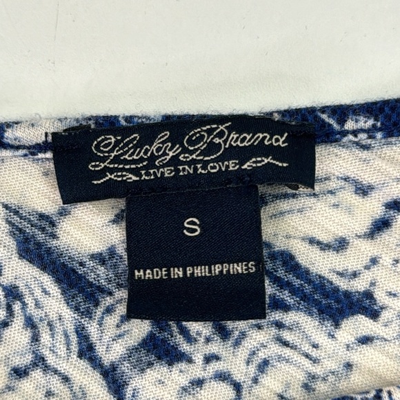 Lucky Brand Blue & White ¾ sleeve Peasant Top - Picture 3 of 9